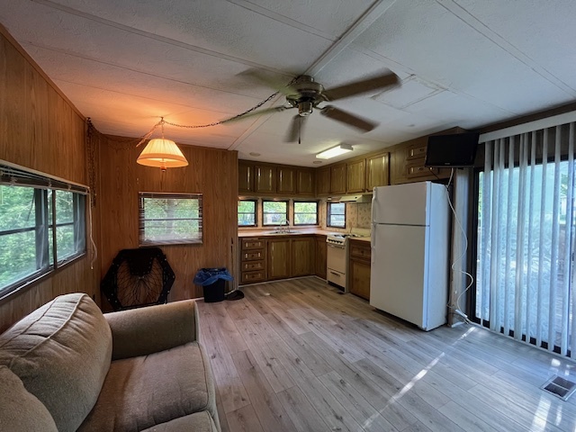 2795 E 28th Lot 1206 Road, Seneca, IL 61360