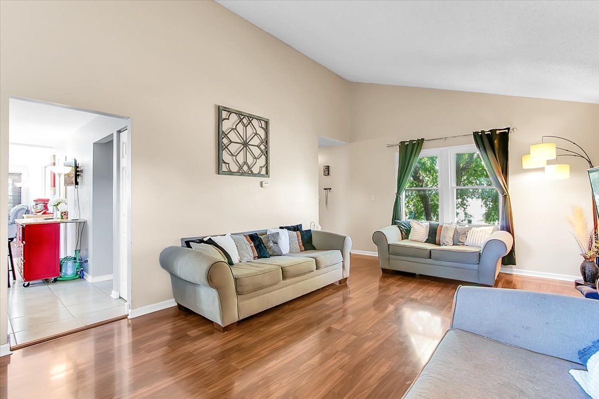 2509 Brook Lane, Aurora, IL 60504