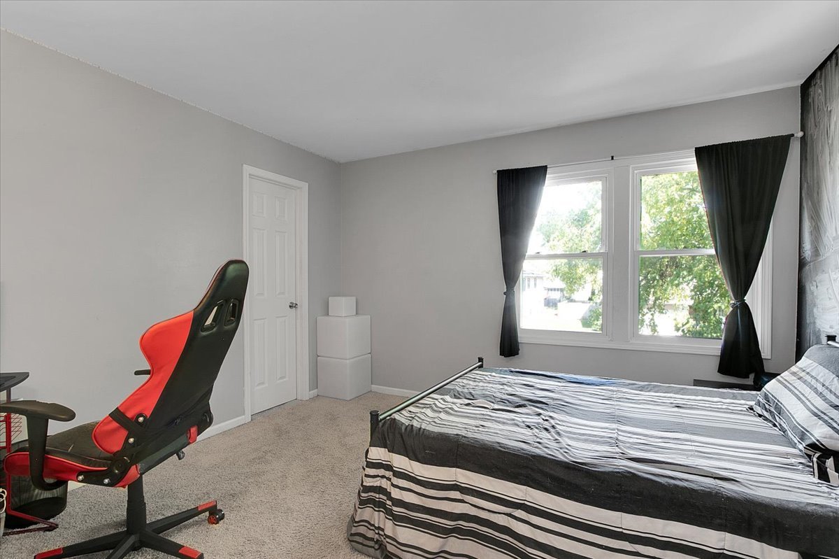 2509 Brook Lane, Aurora, IL 60504