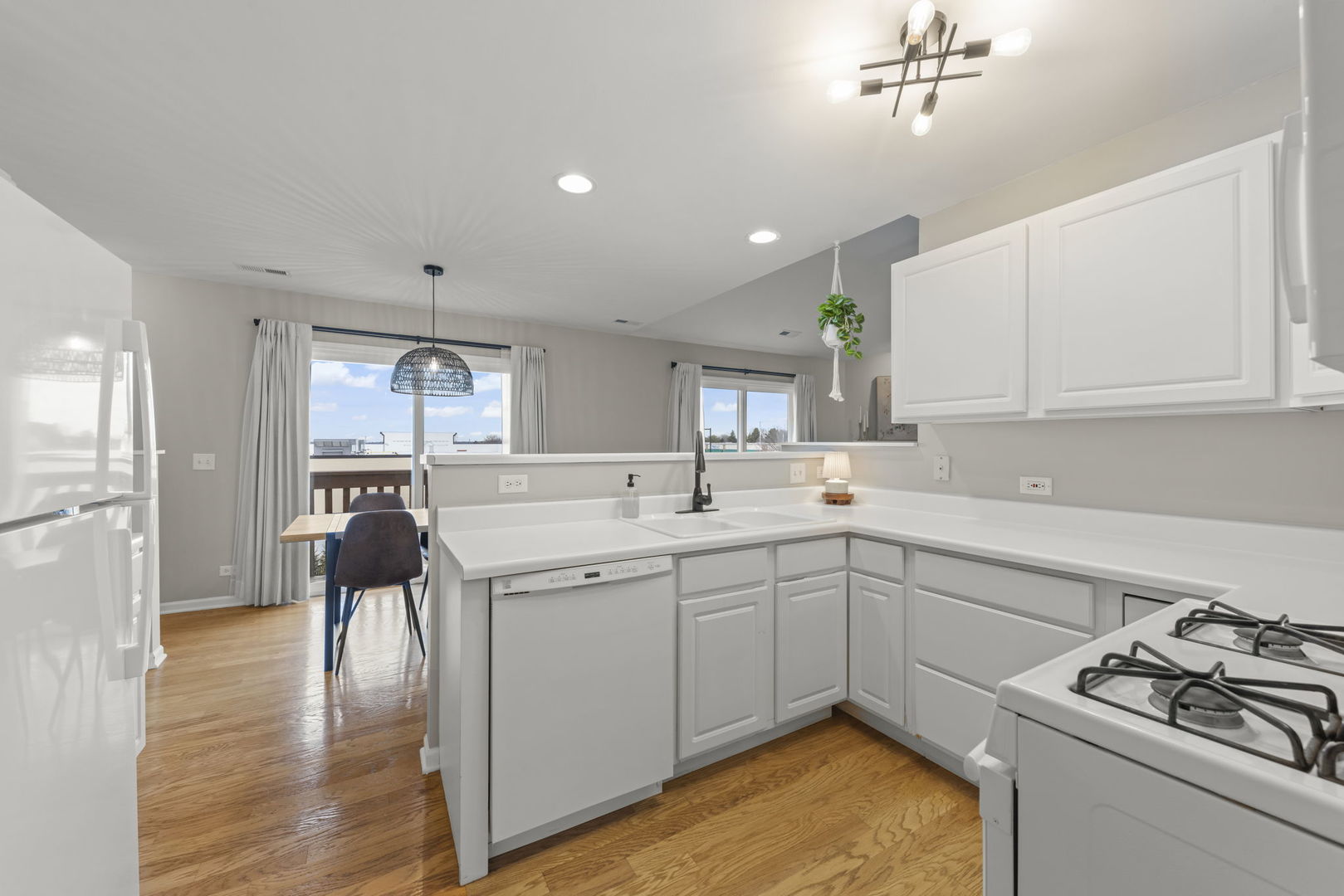 809 Constance Lane #809, Sycamore, IL 60178