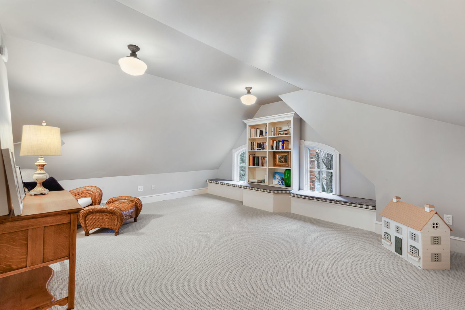 146 Franklin Street, Geneva, IL 60134