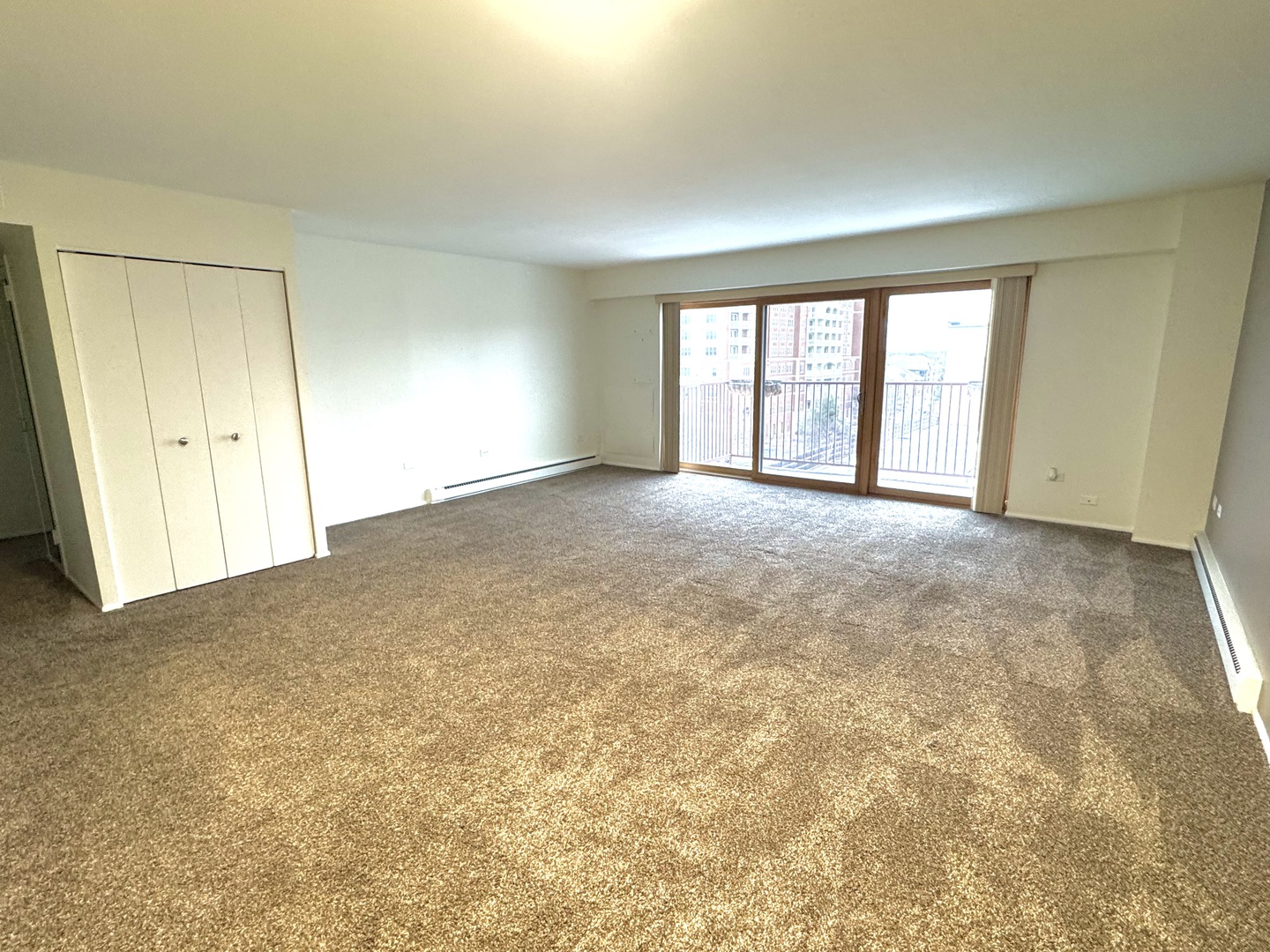 141 N La Grange Road #504, La Grange, IL 60525