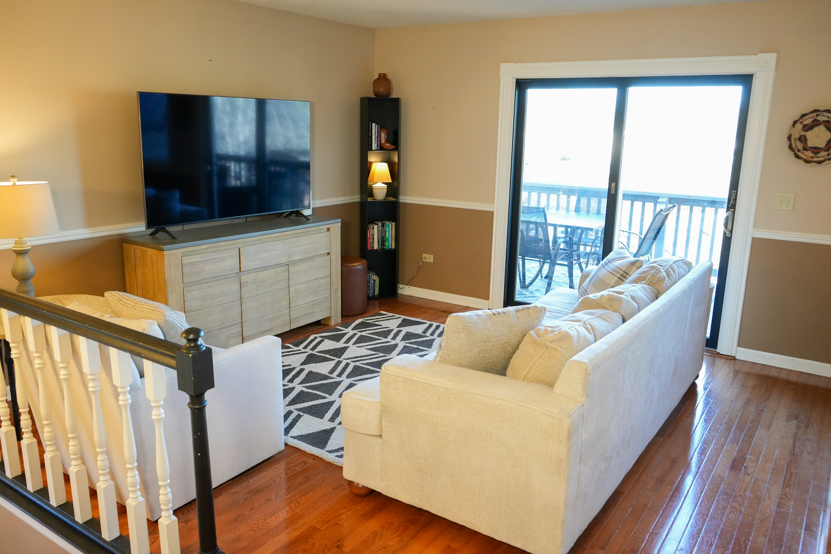 647 Johnson Avenue, Frankfort, IL 60423