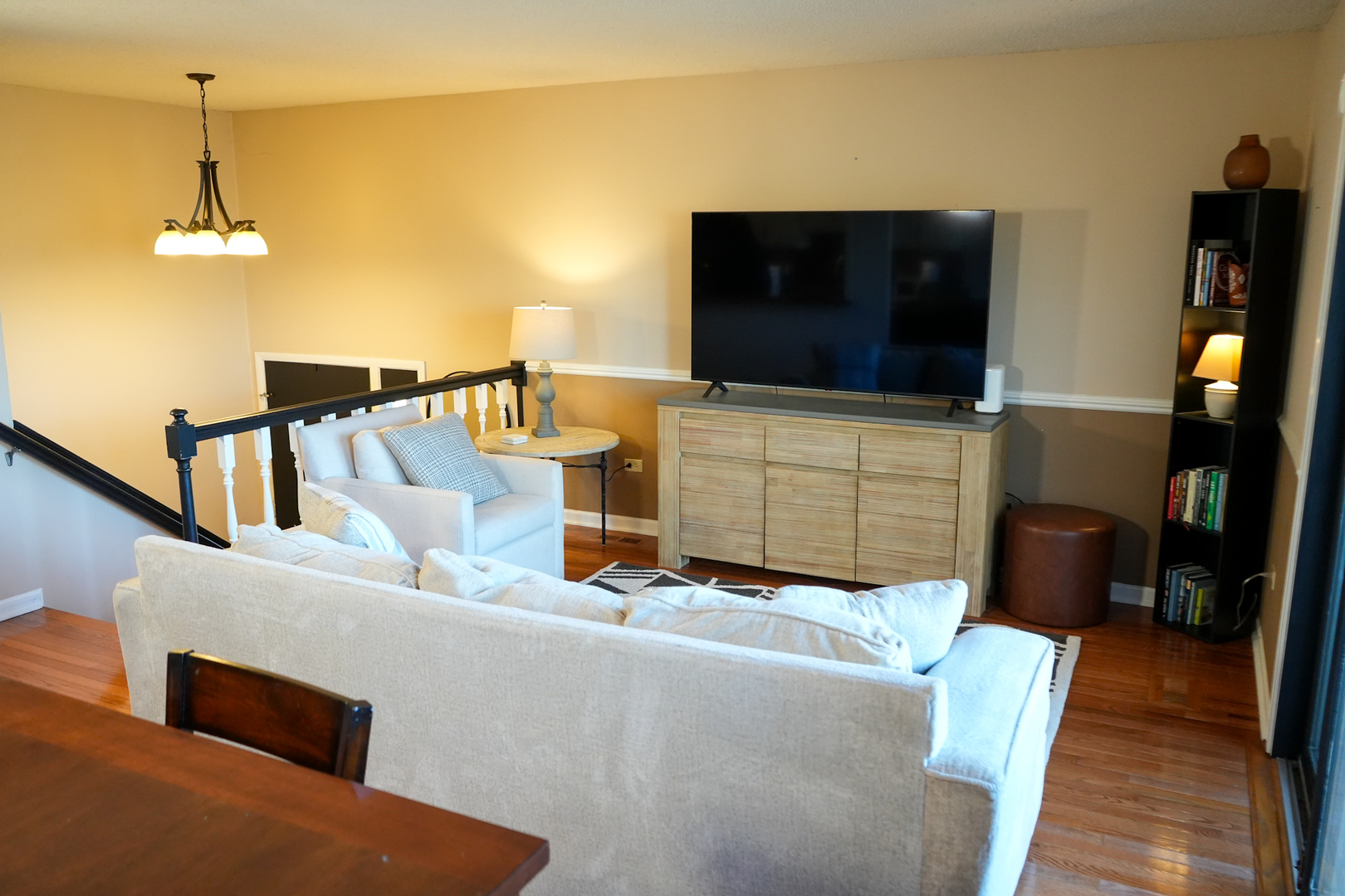 647 Johnson Avenue, Frankfort, IL 60423