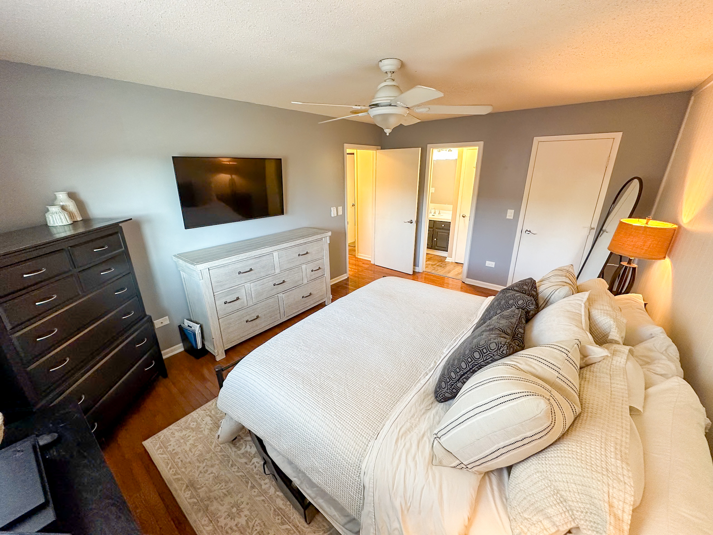 647 Johnson Avenue, Frankfort, IL 60423