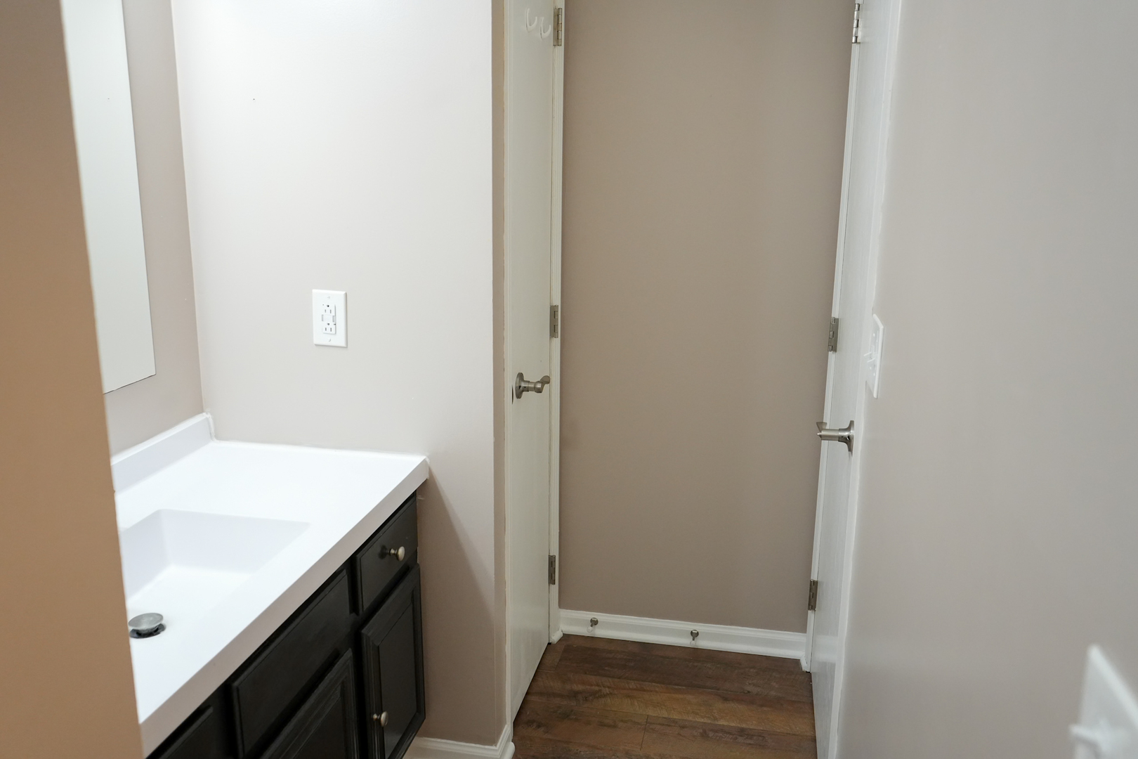 647 Johnson Avenue, Frankfort, IL 60423