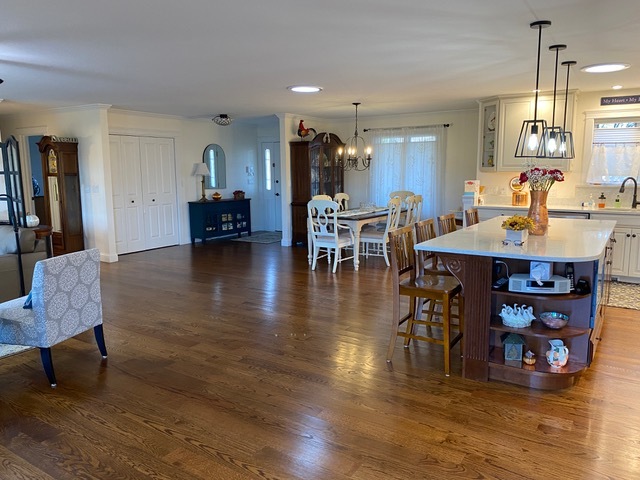 3N010 Woodview Drive, West Chicago, IL 60185