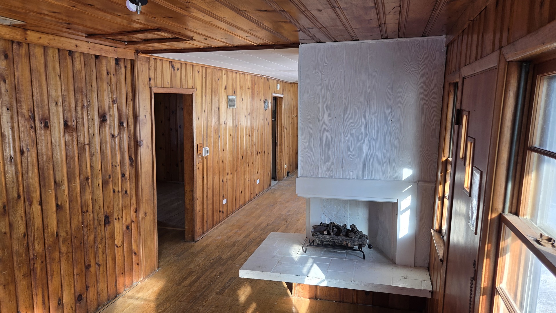 24419 68th Street, Salem, WI 53168