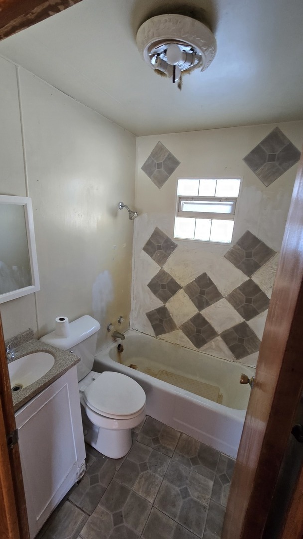 24419 68th Street, Salem, WI 53168