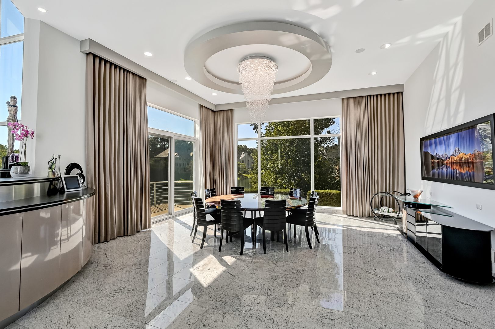 9233 Falling Waters Drive, Burr Ridge, IL 60527