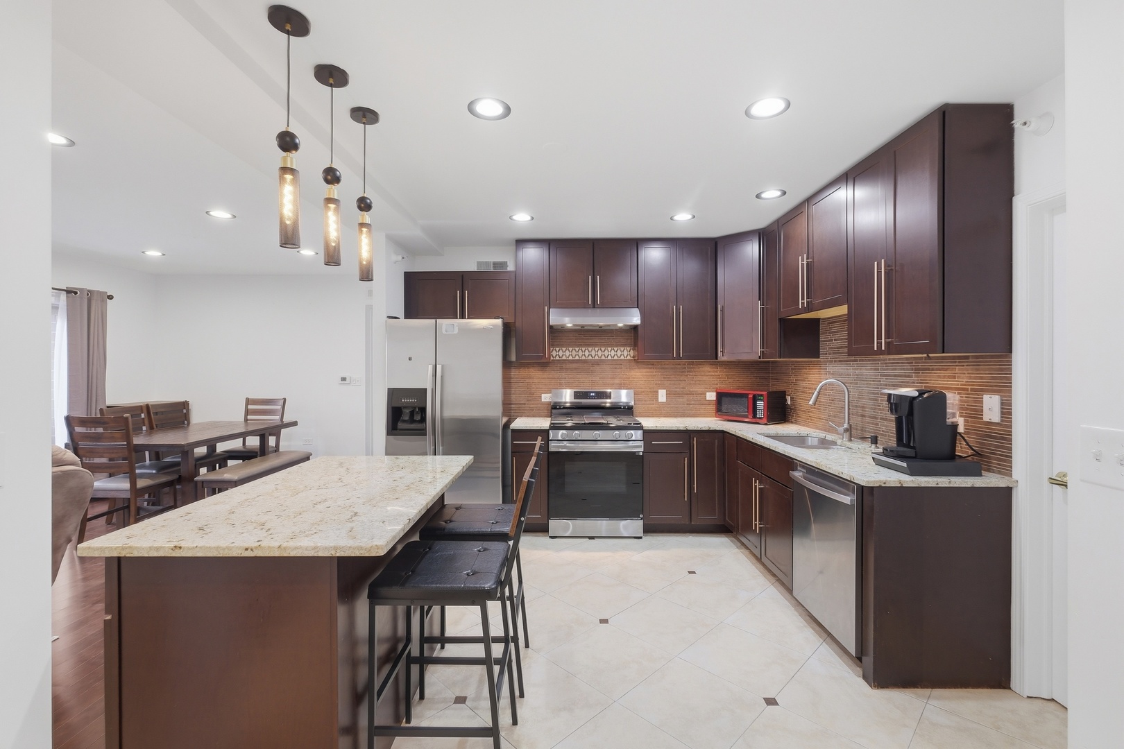 1649 Ashland Avenue #501, Des Plaines, IL 60016