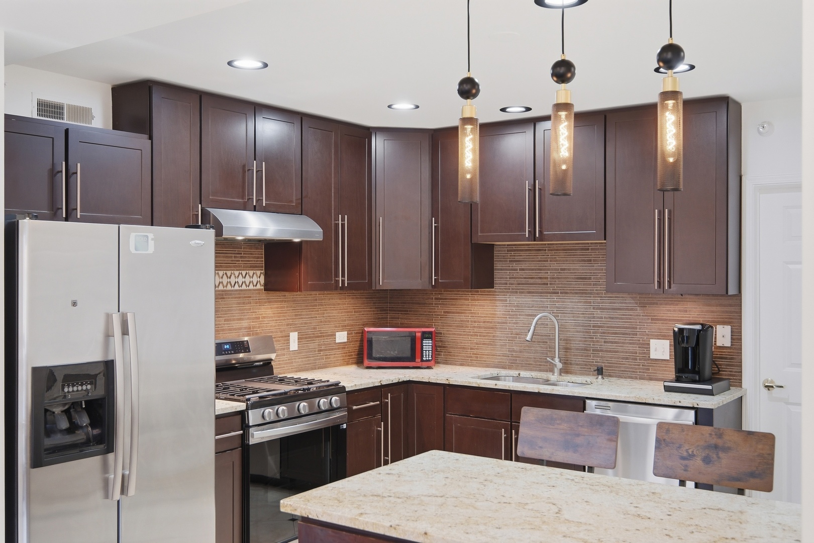 1649 Ashland Avenue #501, Des Plaines, IL 60016