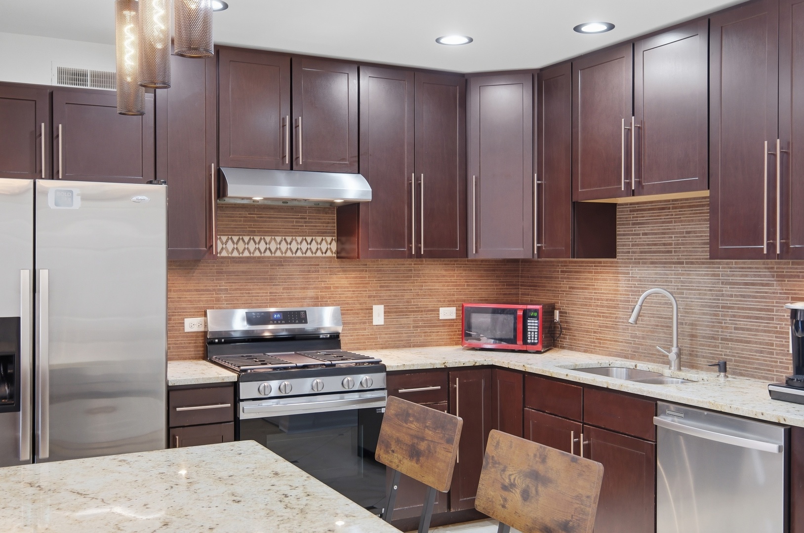 1649 Ashland Avenue #501, Des Plaines, IL 60016