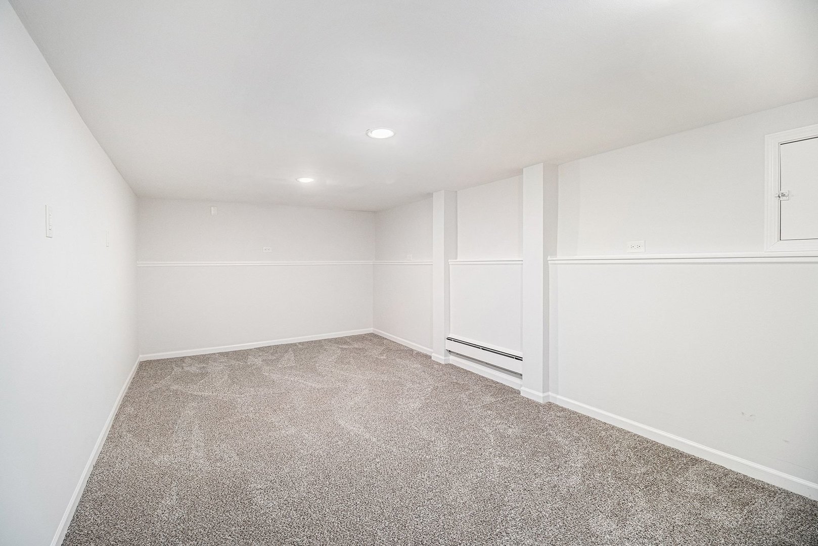 1104 Hillcrest Avenue, Fox River Grove, IL 60021