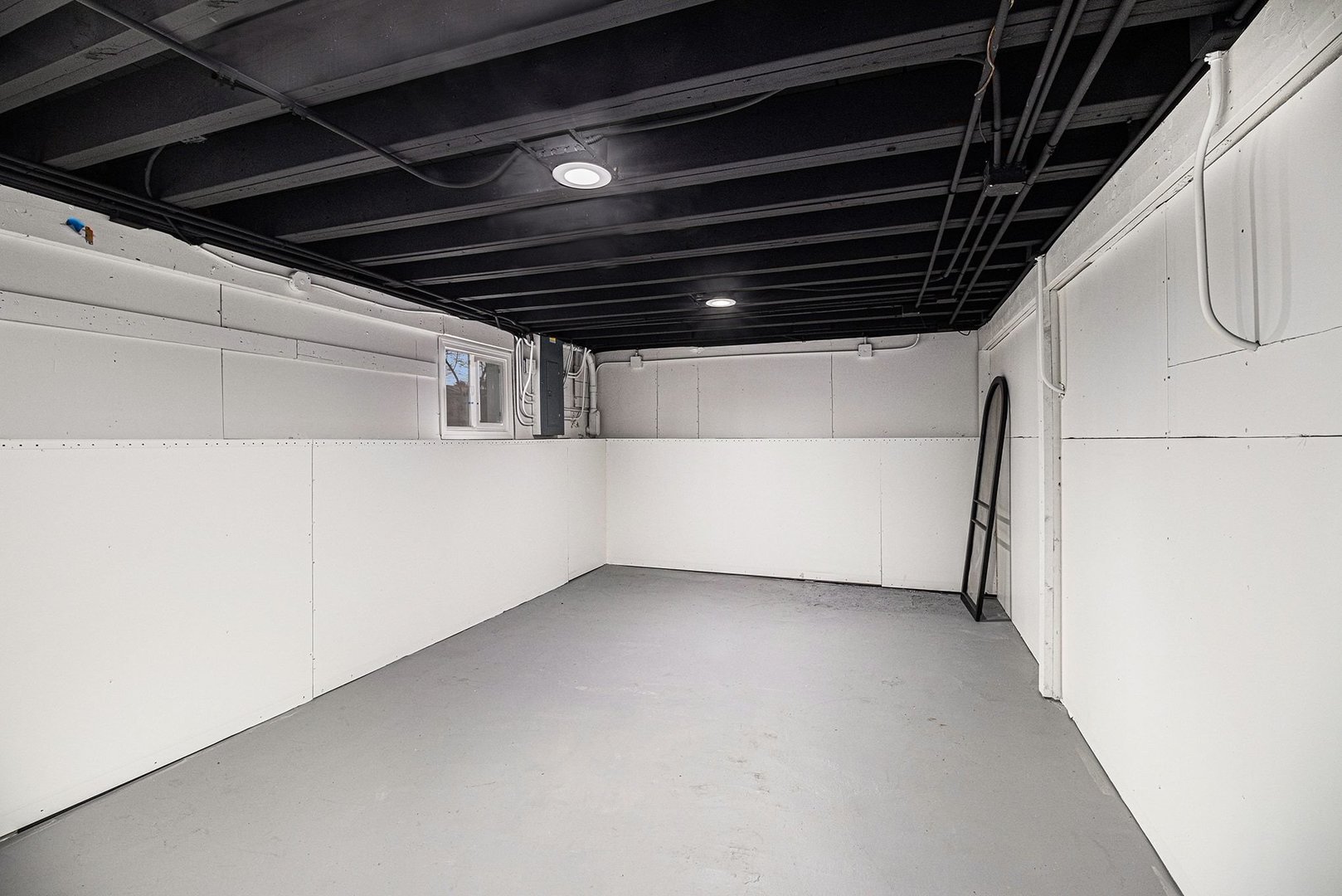 1104 Hillcrest Avenue, Fox River Grove, IL 60021