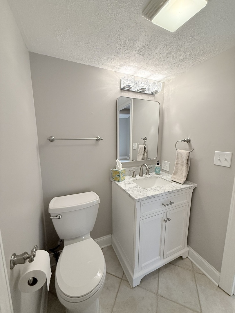 306 Brookdale Drive #A, Bloomingdale, IL 60108