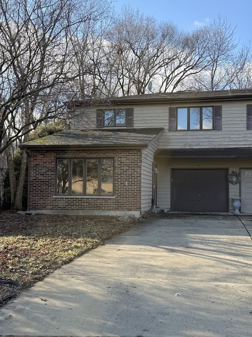 306 Brookdale Drive #A, Bloomingdale, IL 60108