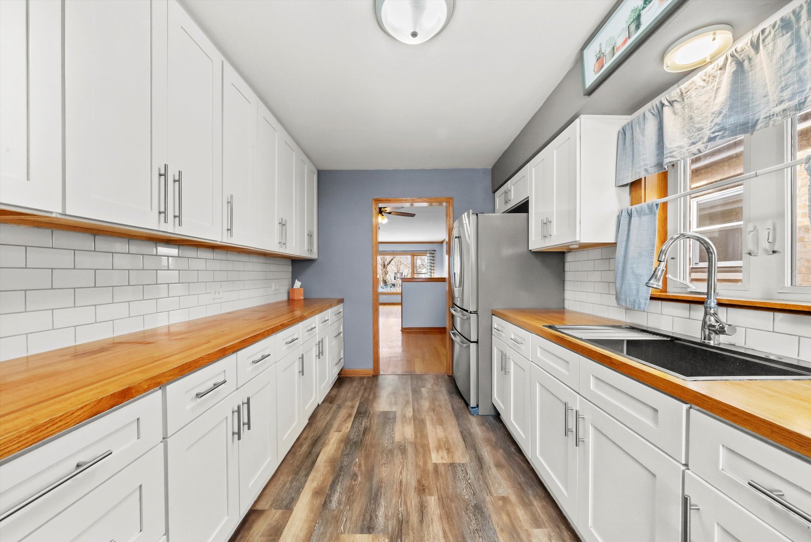 11221 S Troy Street, Chicago, IL 60655