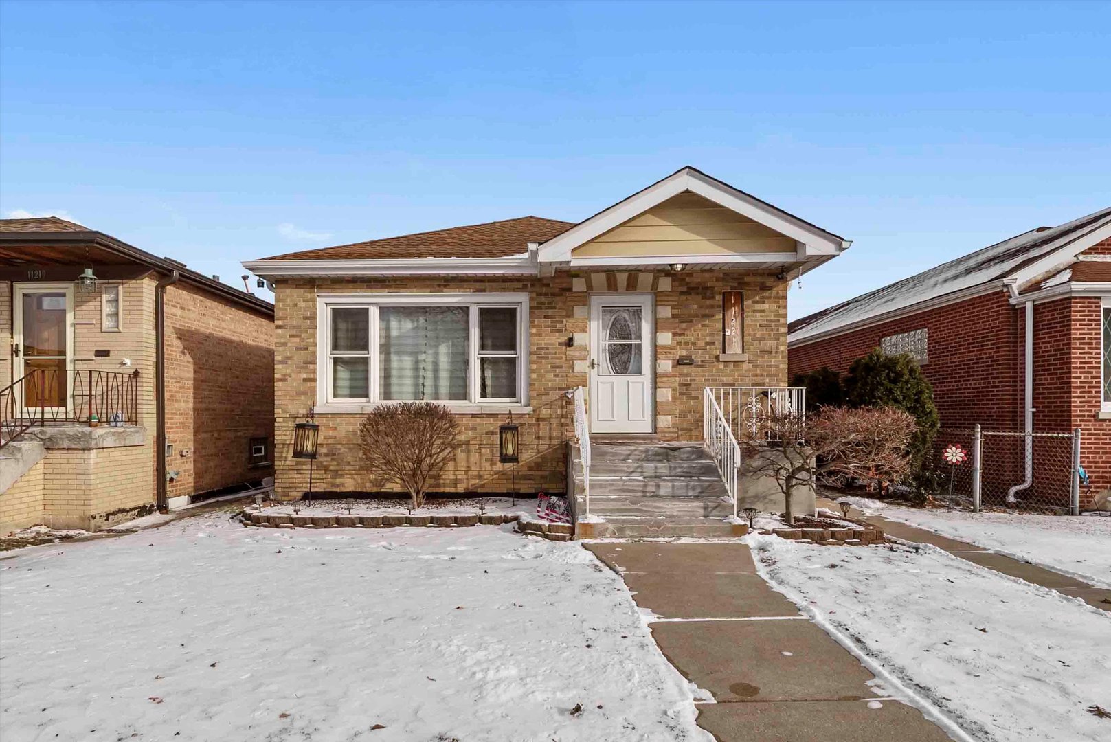 11221 S Troy Street, Chicago, IL 60655