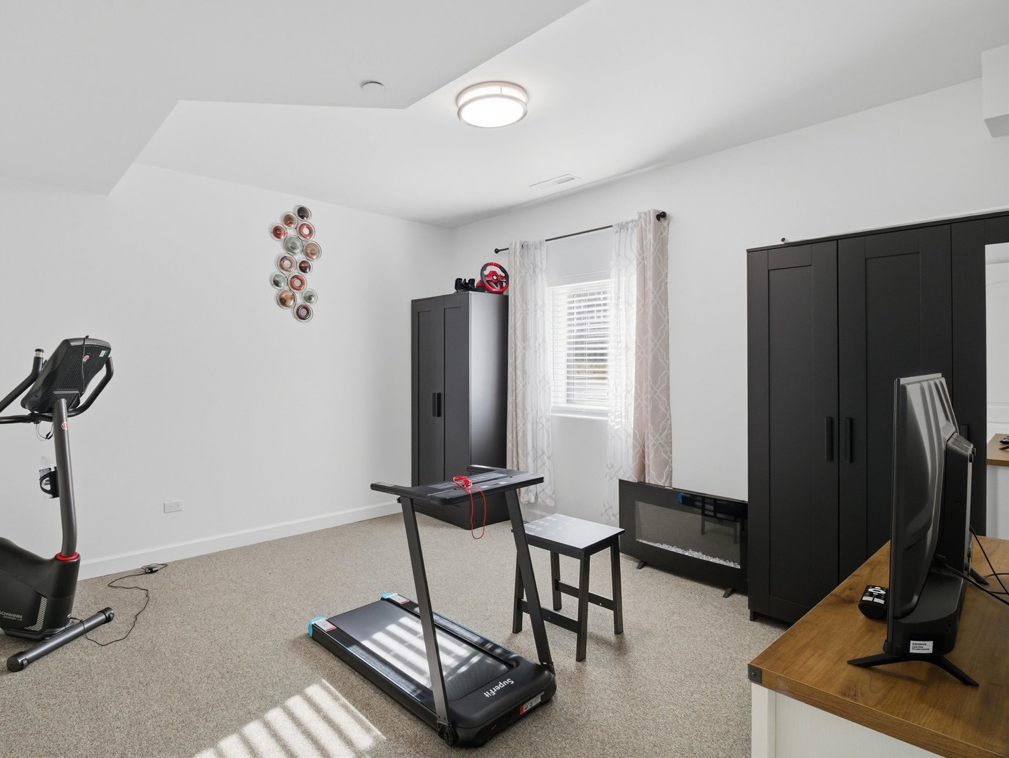 8566 S 83rd Avenue, Hickory Hills, IL 60457