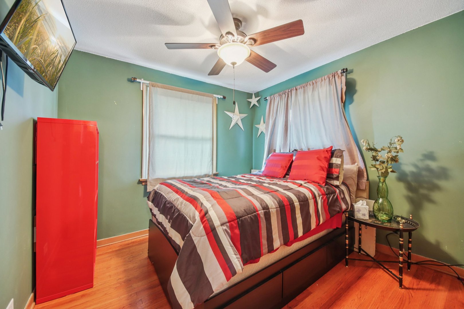 4604 Maple Avenue, Forest View, IL 60402