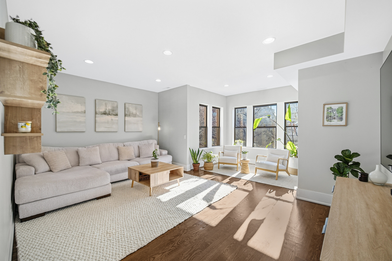 840 W Gunnison Street #2, Chicago, IL 60640