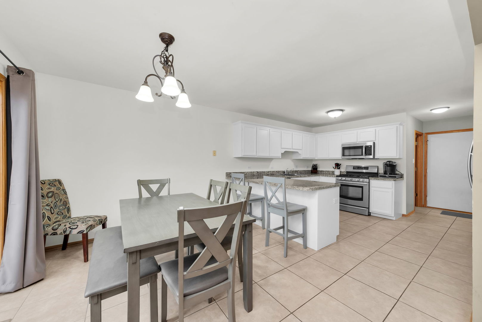 1149 Baccarrat Court, Joliet, IL 60431