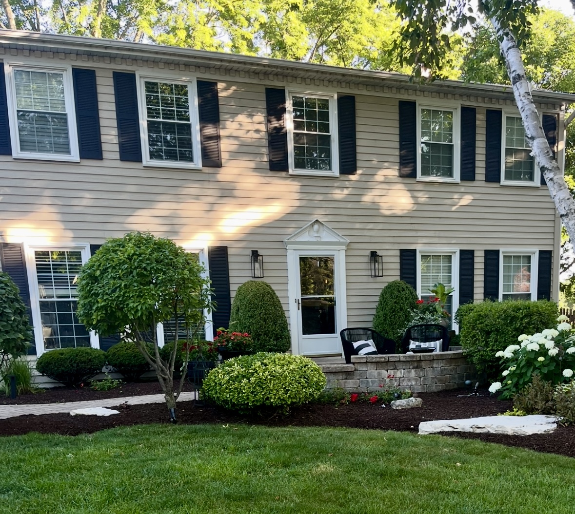 309 Carriage Hill Road, Naperville, IL 60565