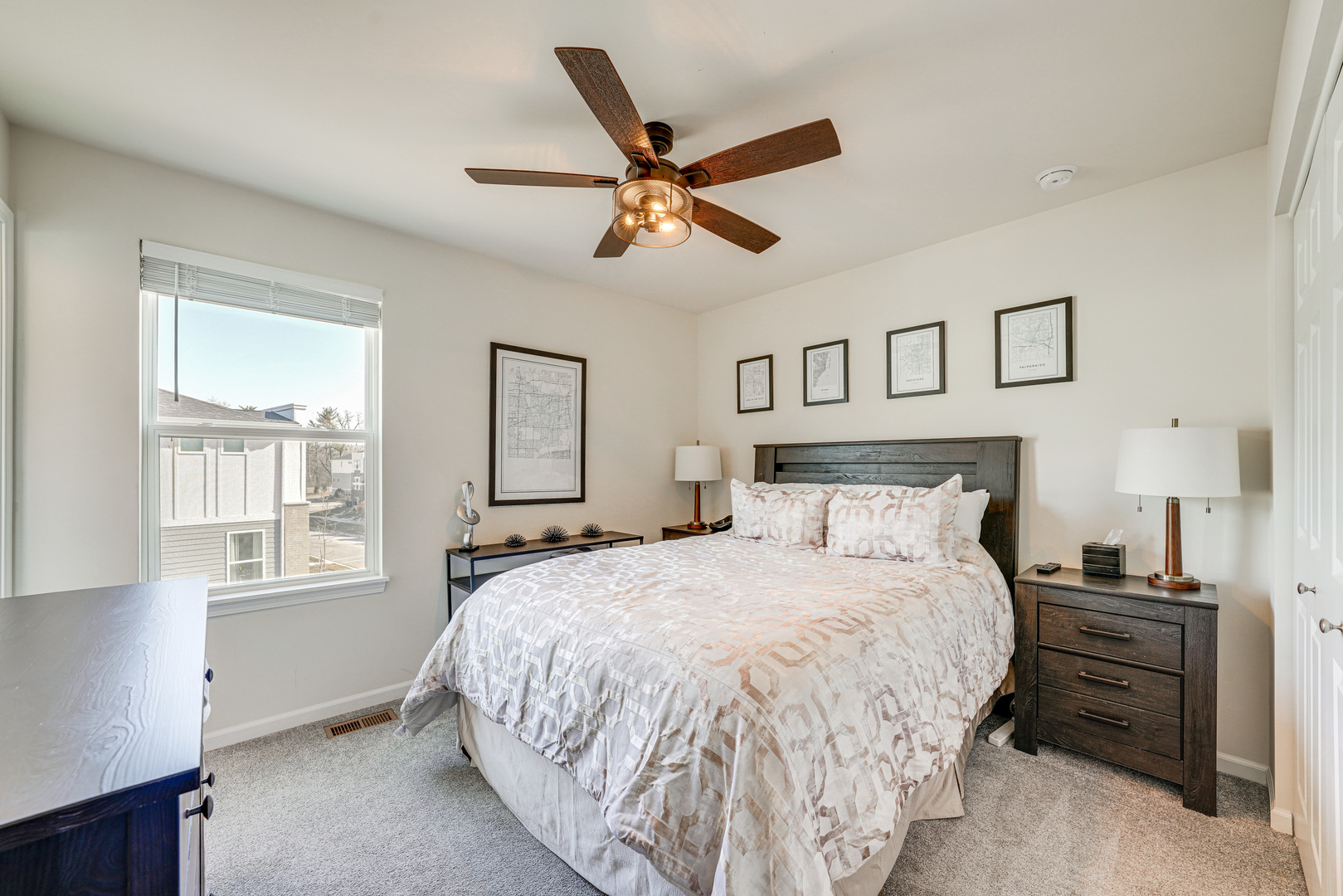 3s530 Cambridge Court, Warrenville, IL 60555