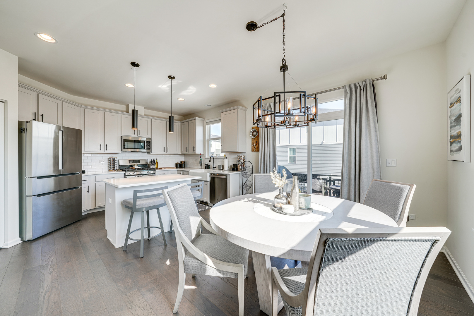 3s530 Cambridge Court, Warrenville, IL 60555