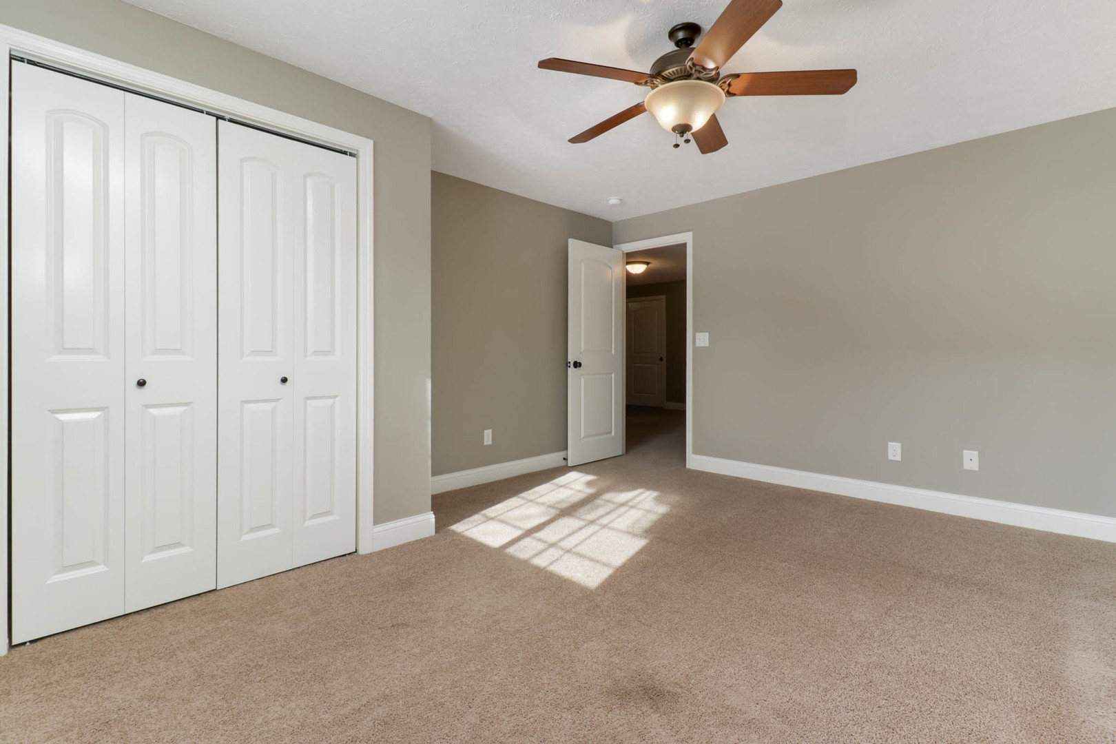 54 Yukon Circle, Bloomington, IL 61705