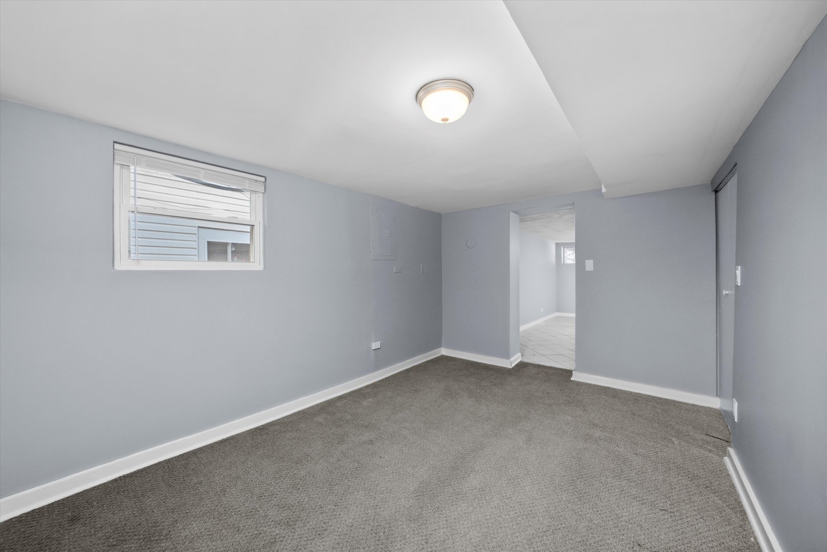 607 N 9th Avenue, Maywood, IL 60153