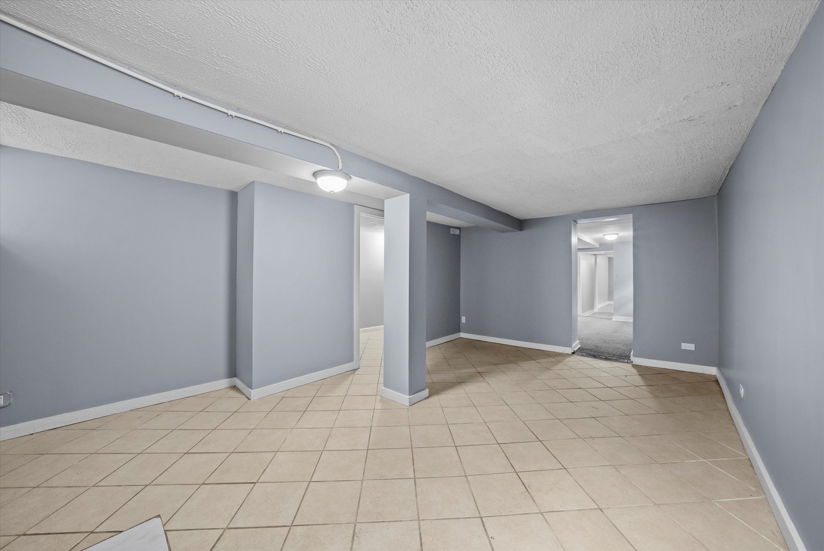 607 N 9th Avenue, Maywood, IL 60153