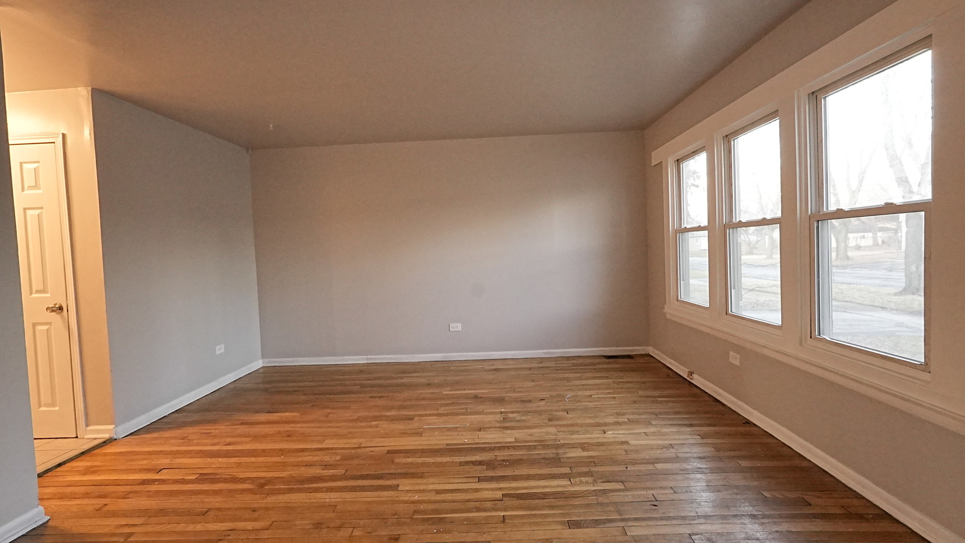 16918 S Orchard Ridge Avenue, Hazel Crest, IL 60429