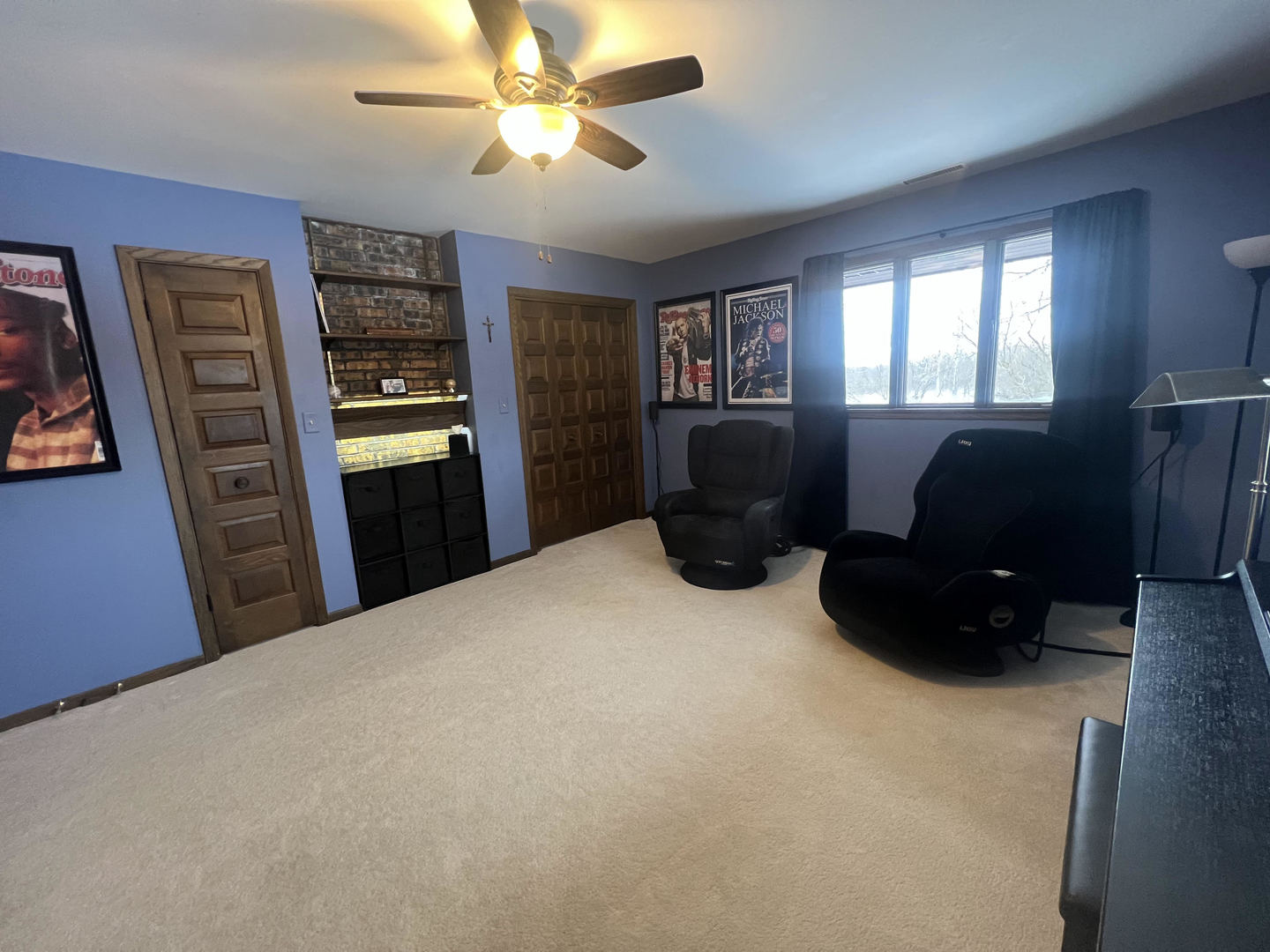 Libertyville, IL 60048