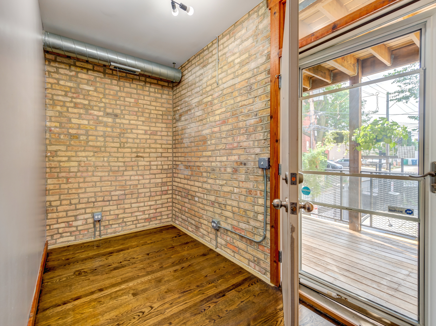 7020 N Paulina Street #1, Chicago, IL 60626