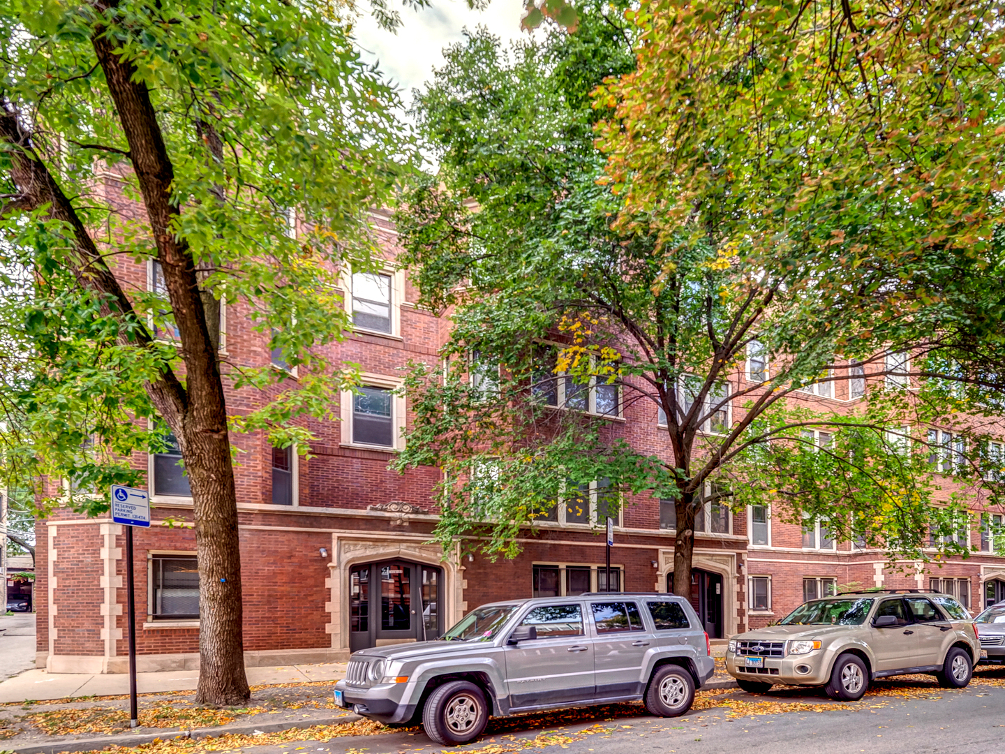 7020 N Paulina Street #1, Chicago, IL 60626