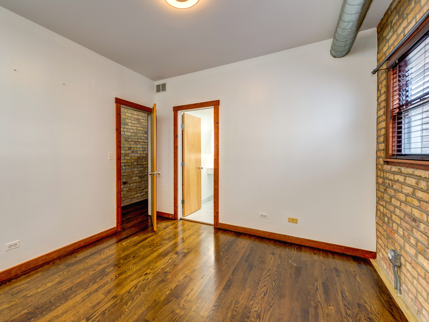 7020 N Paulina Street #1, Chicago, IL 60626