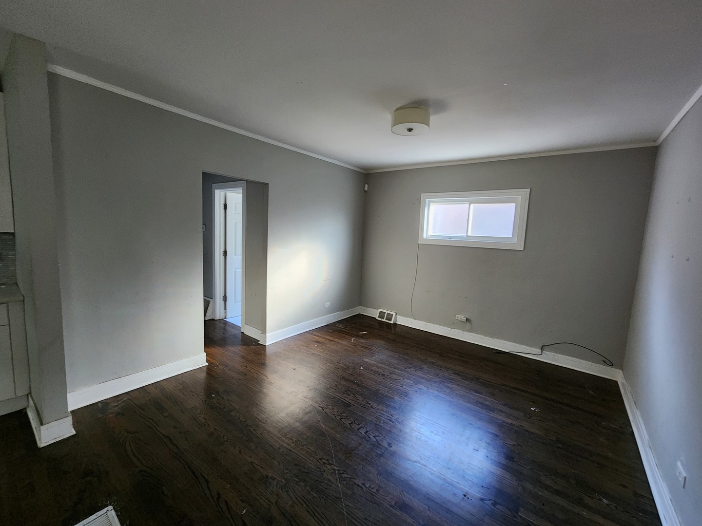 9350 S MANISTEE Avenue, Chicago, IL 60617