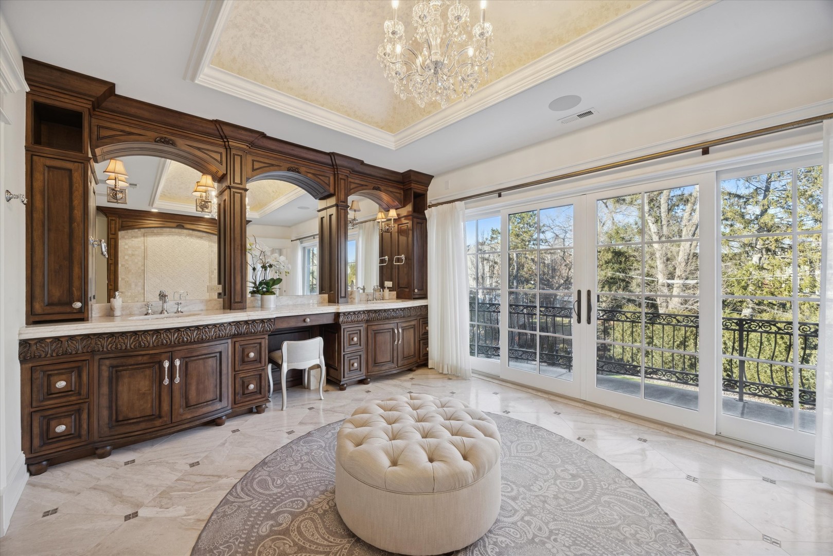 321 E 9th Street, Hinsdale, IL 60521