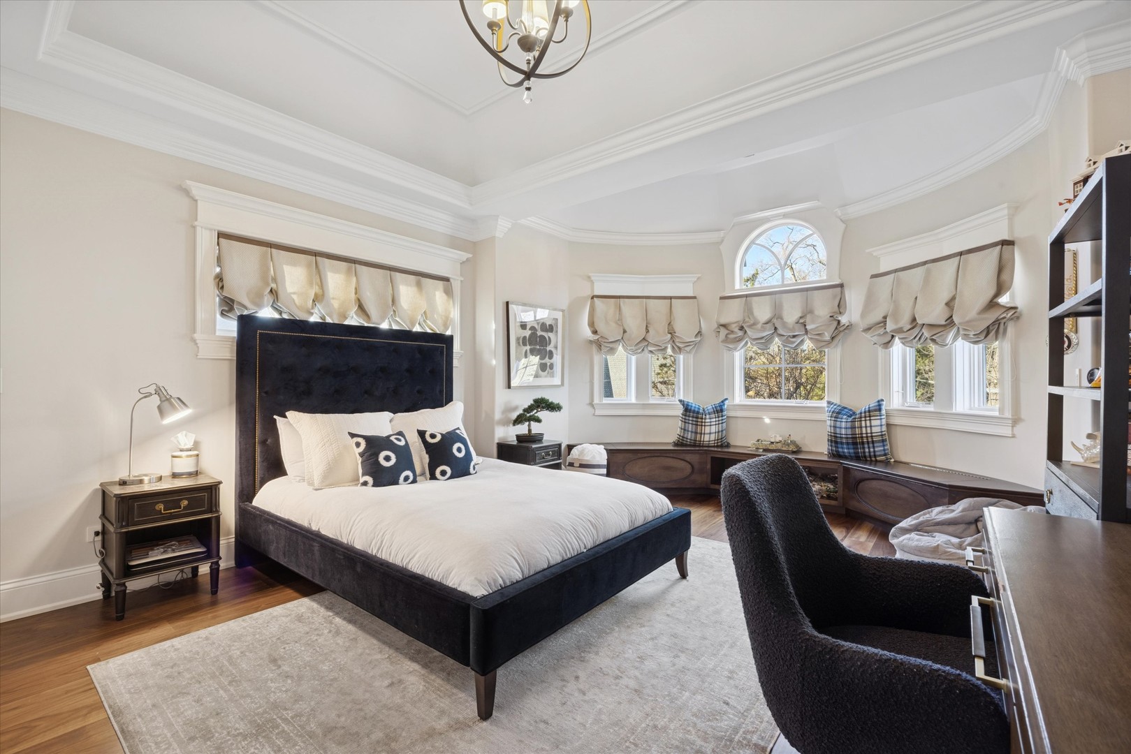 321 E 9th Street, Hinsdale, IL 60521