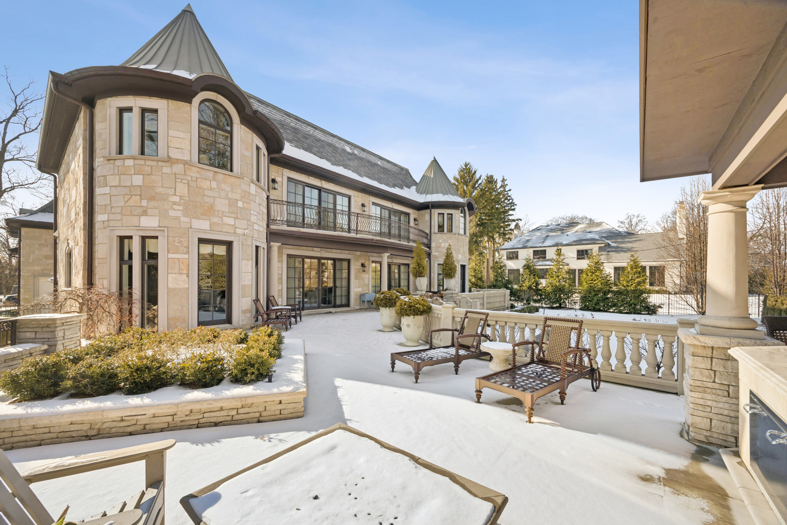 321 E 9th Street, Hinsdale, IL 60521