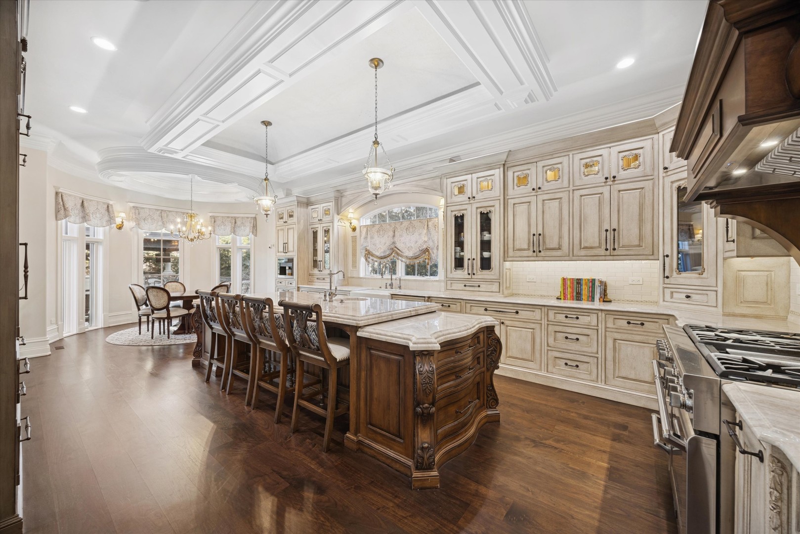 321 E 9th Street, Hinsdale, IL 60521