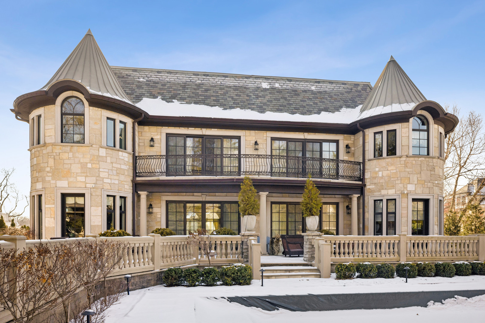 321 E 9th Street, Hinsdale, IL 60521