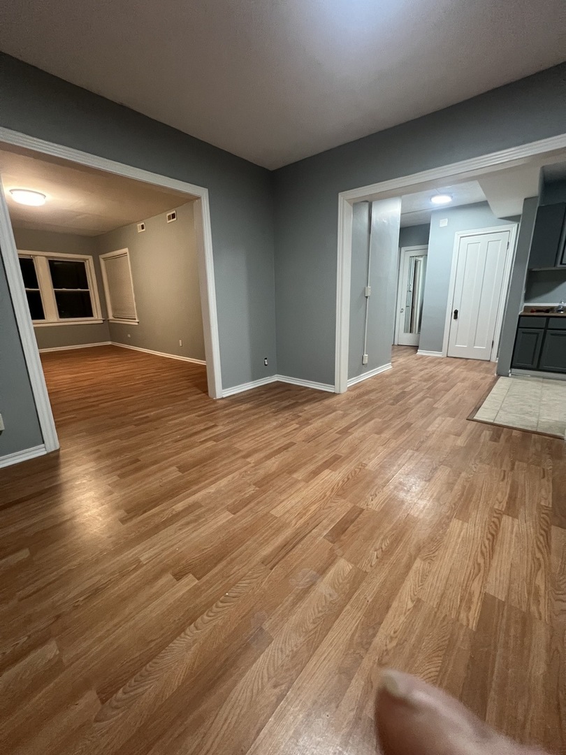 7800 S Burnham Avenue #1F, Chicago, IL 60649