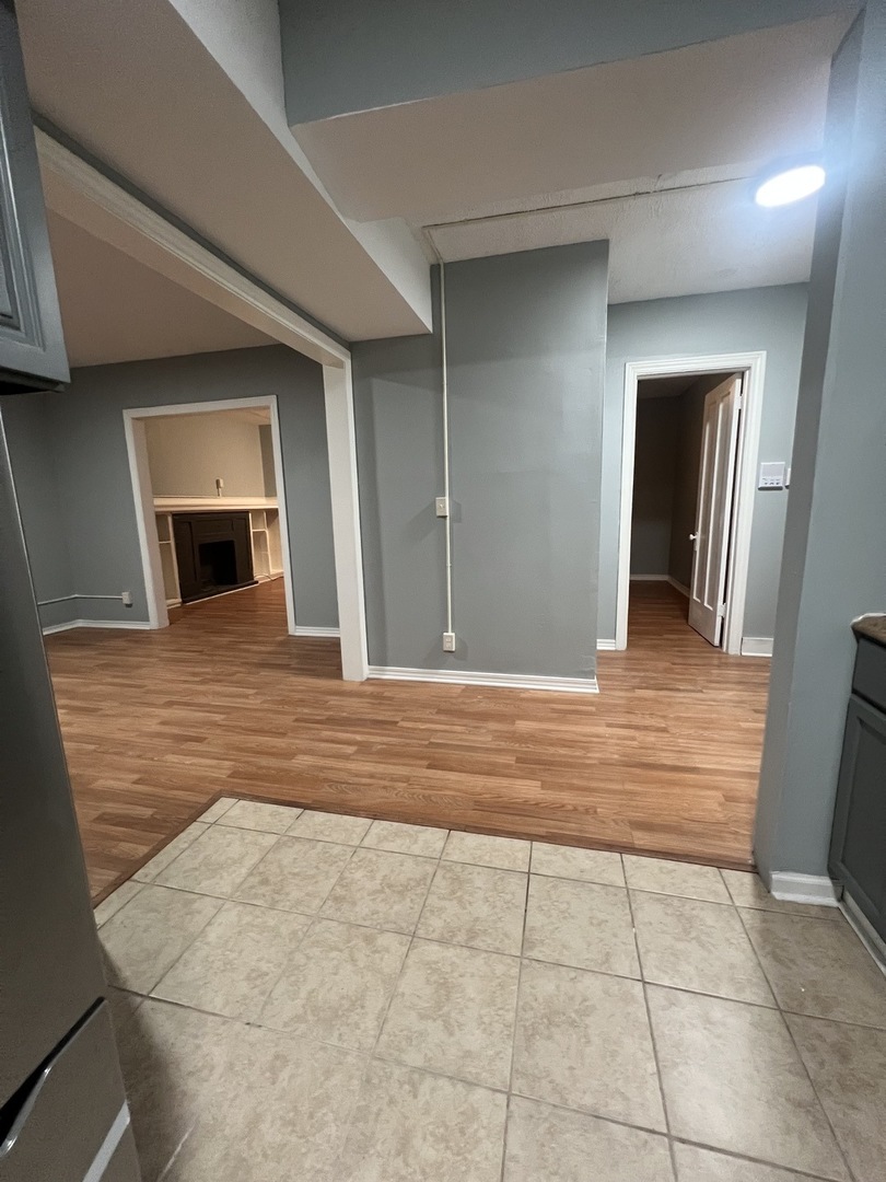 7800 S Burnham Avenue #1F, Chicago, IL 60649