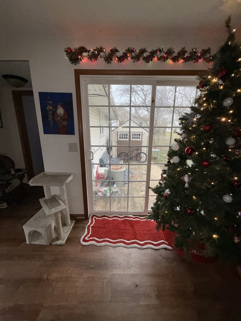 407 N 1st Street, Fairbury, IL 61739