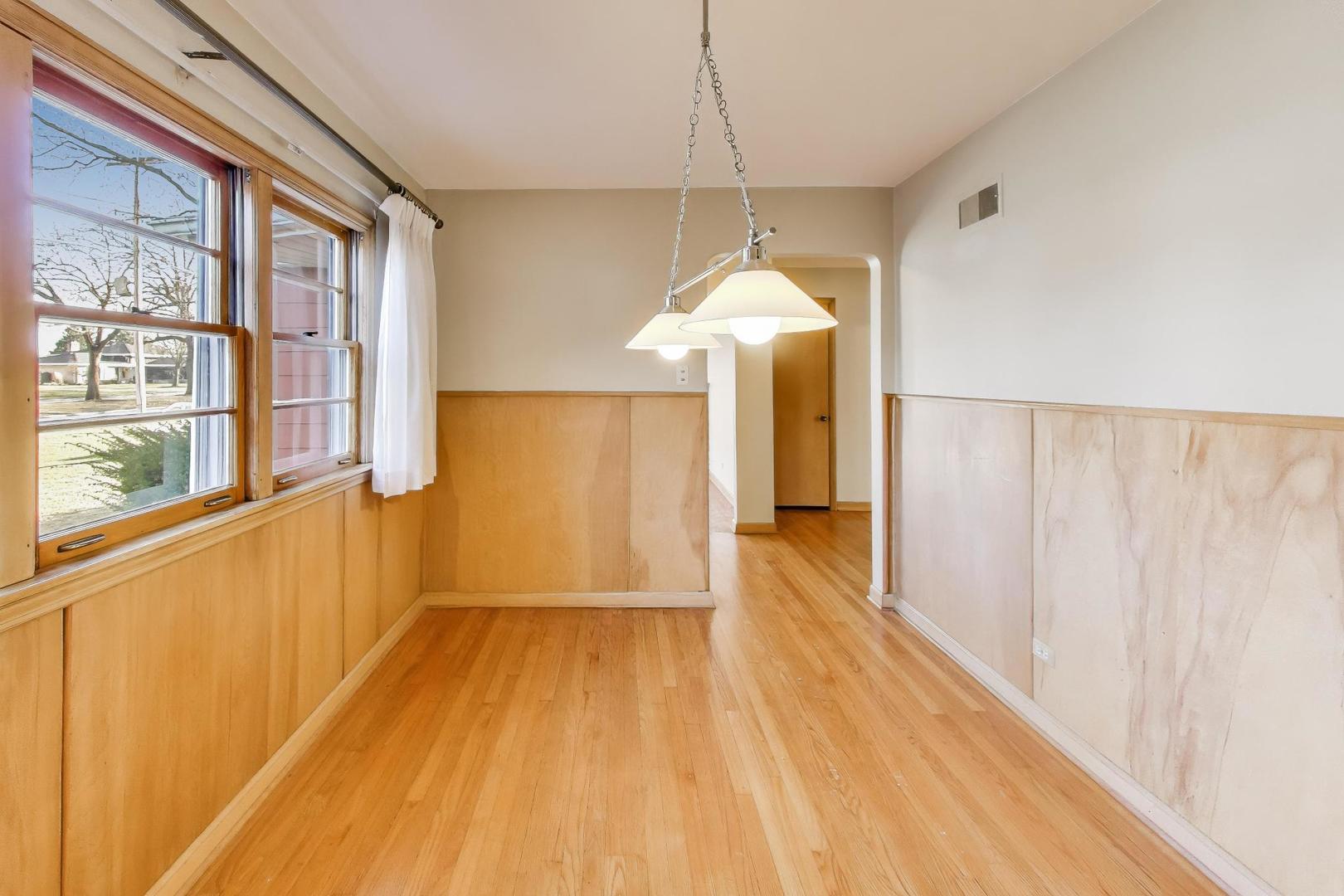 12200 S Oak Park Avenue, Palos Heights, IL 60463