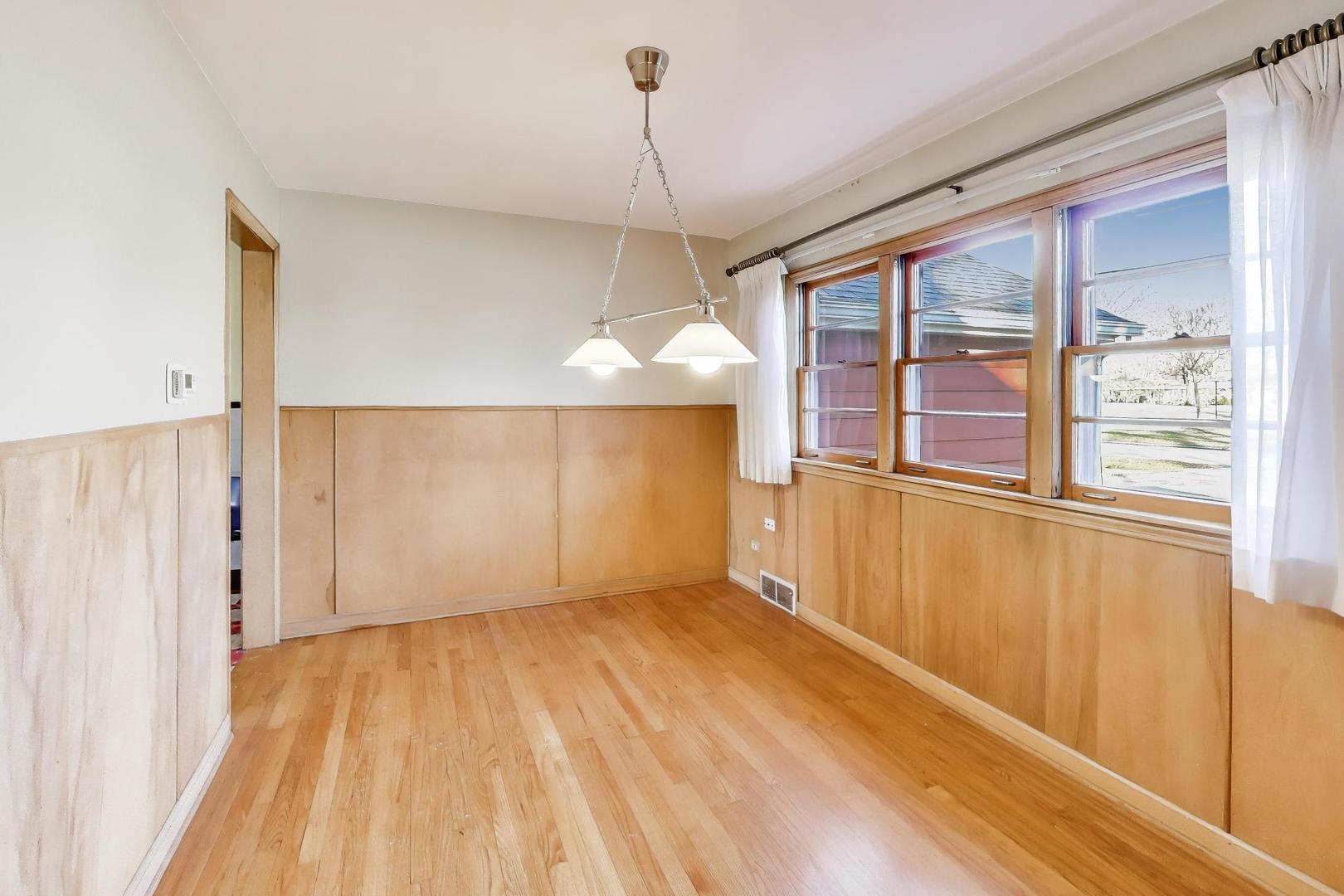 12200 S Oak Park Avenue, Palos Heights, IL 60463