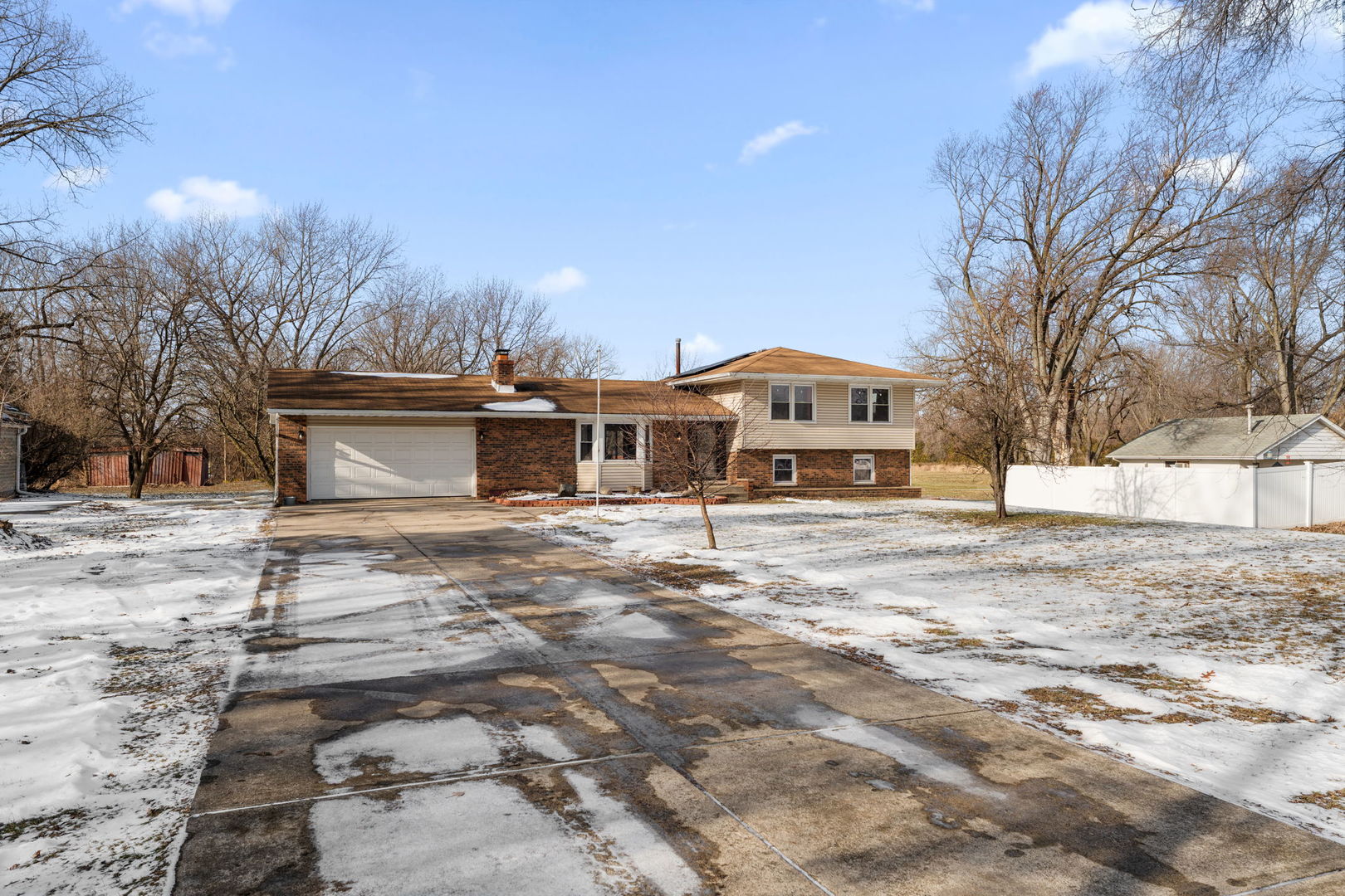 1138 N Broad Street, Griffith, IN 46319